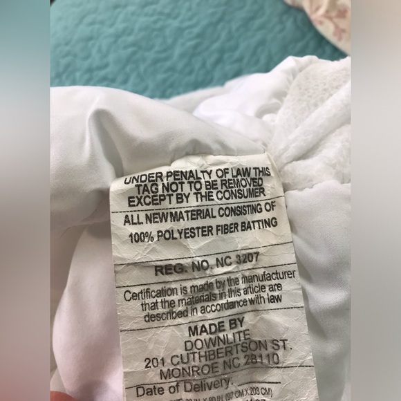 Eddie Bauer Twin XL Mattress Pad - Picture 5 of 7